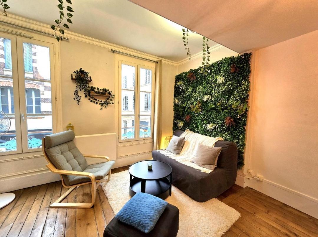 Apartamento Bienvenue Dans La Jungle Dreux Exterior foto